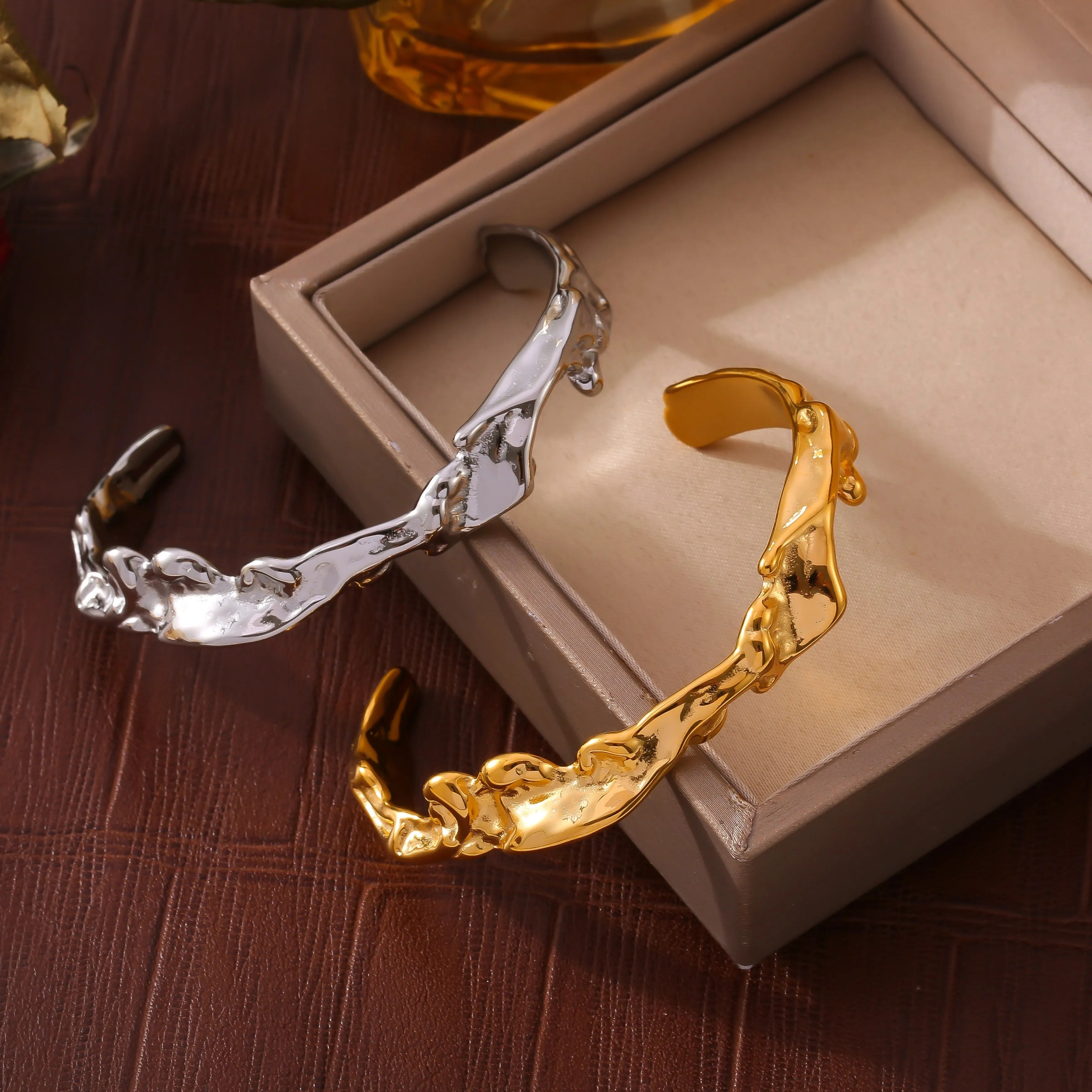 Aurea Cuff
